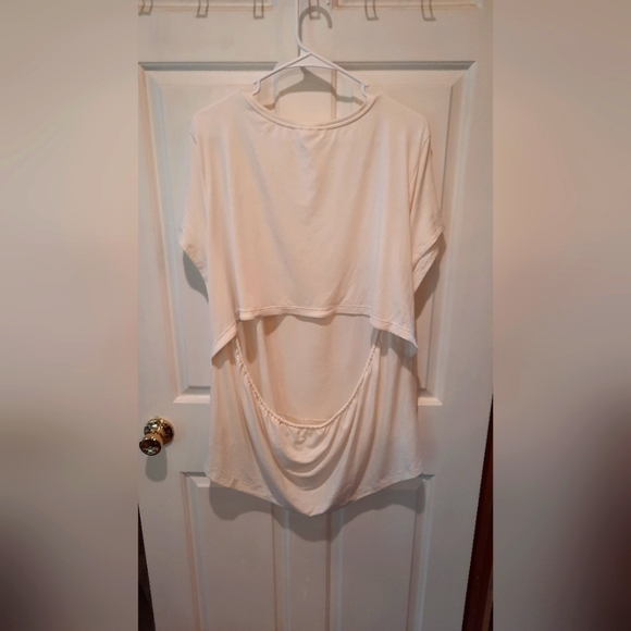 Athleta Blouse Womans 3X Cream Colored Open Back Short Sleeve Classic Casual - Picture 7 of 13